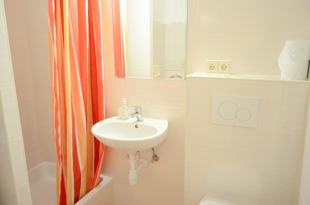Ferienhaus Seerose Baden-Baden Habitación foto